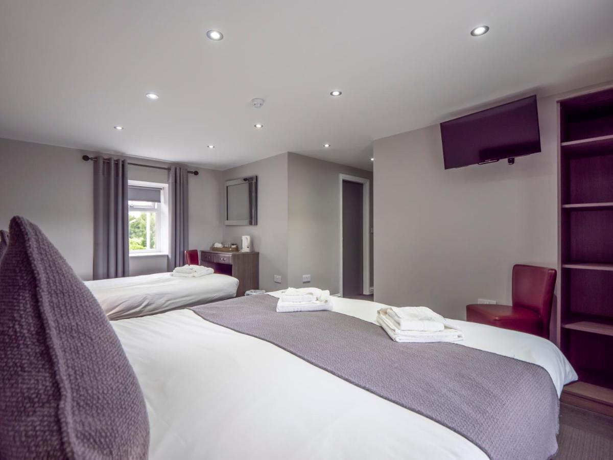 Blackbull Hotel Tarbolton Eksteriør bilde
