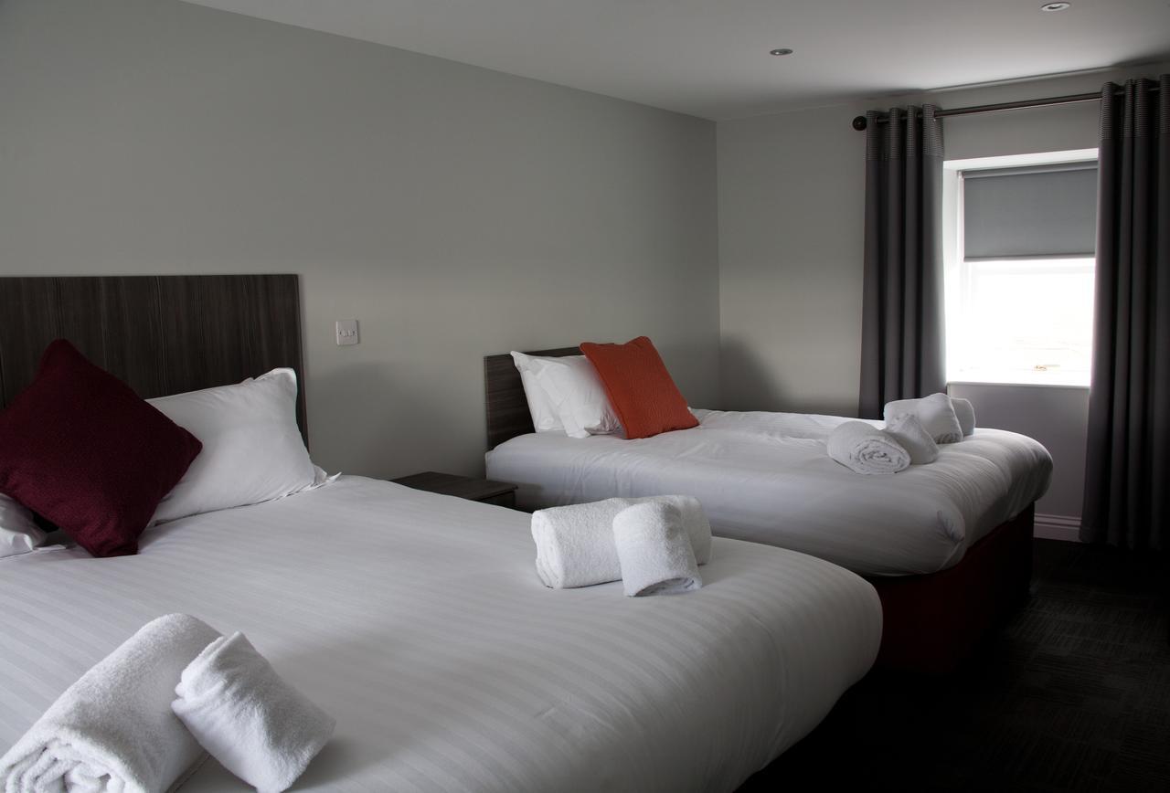 Blackbull Hotel Tarbolton Eksteriør bilde