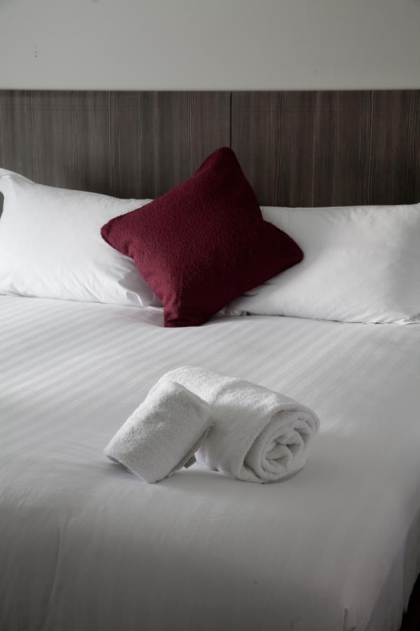 Blackbull Hotel Tarbolton Eksteriør bilde