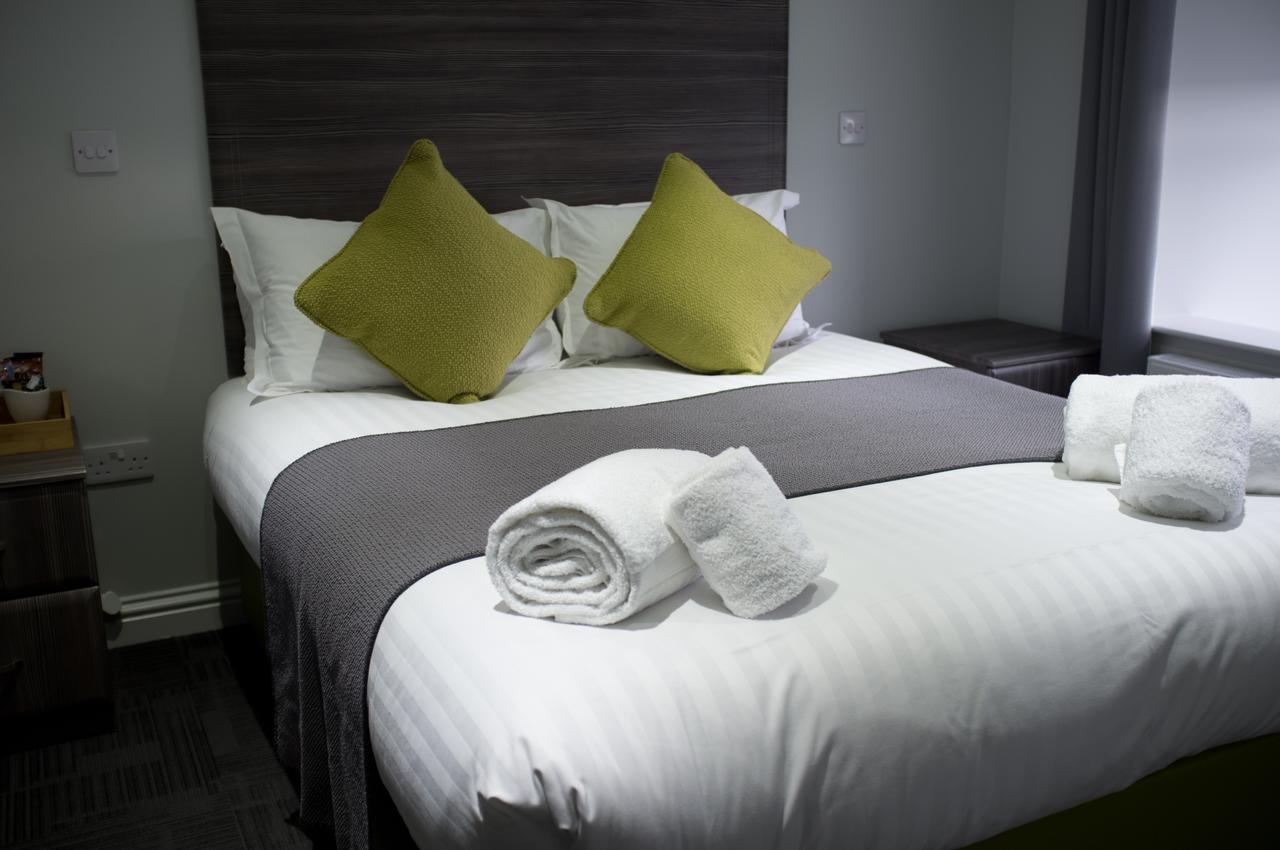 Blackbull Hotel Tarbolton Eksteriør bilde